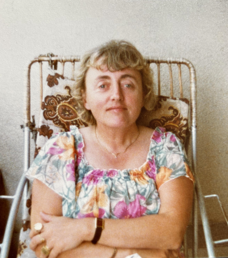 Dr Brenda Lintner